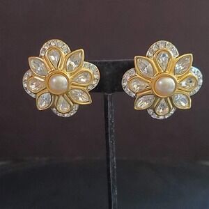 Swarovski VTG Gold Plate Crystal Faux Pearl Flower Clip On Earrings Swan Signed